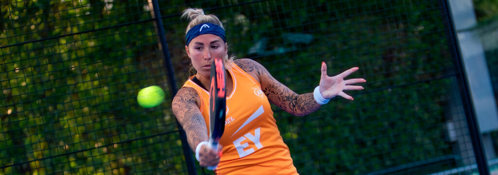 Weterings and Koek  win in the women’s draw. Steffie: ‘From Van Persie to padel’