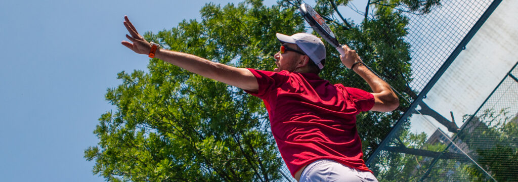 Janowicz vuelve a Cracovia, de Wimbledon al pádel: «El deporte de mi renacimiento»